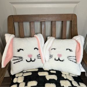 set of 2 bunny pillows brand new easter holiday decor throw accent pillows